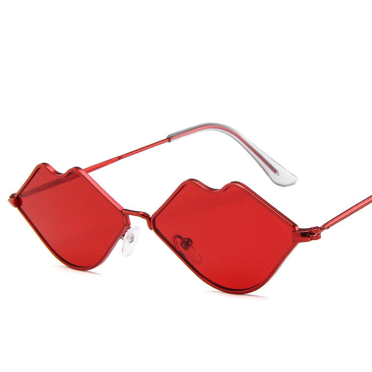 Retro red lips sunglasses